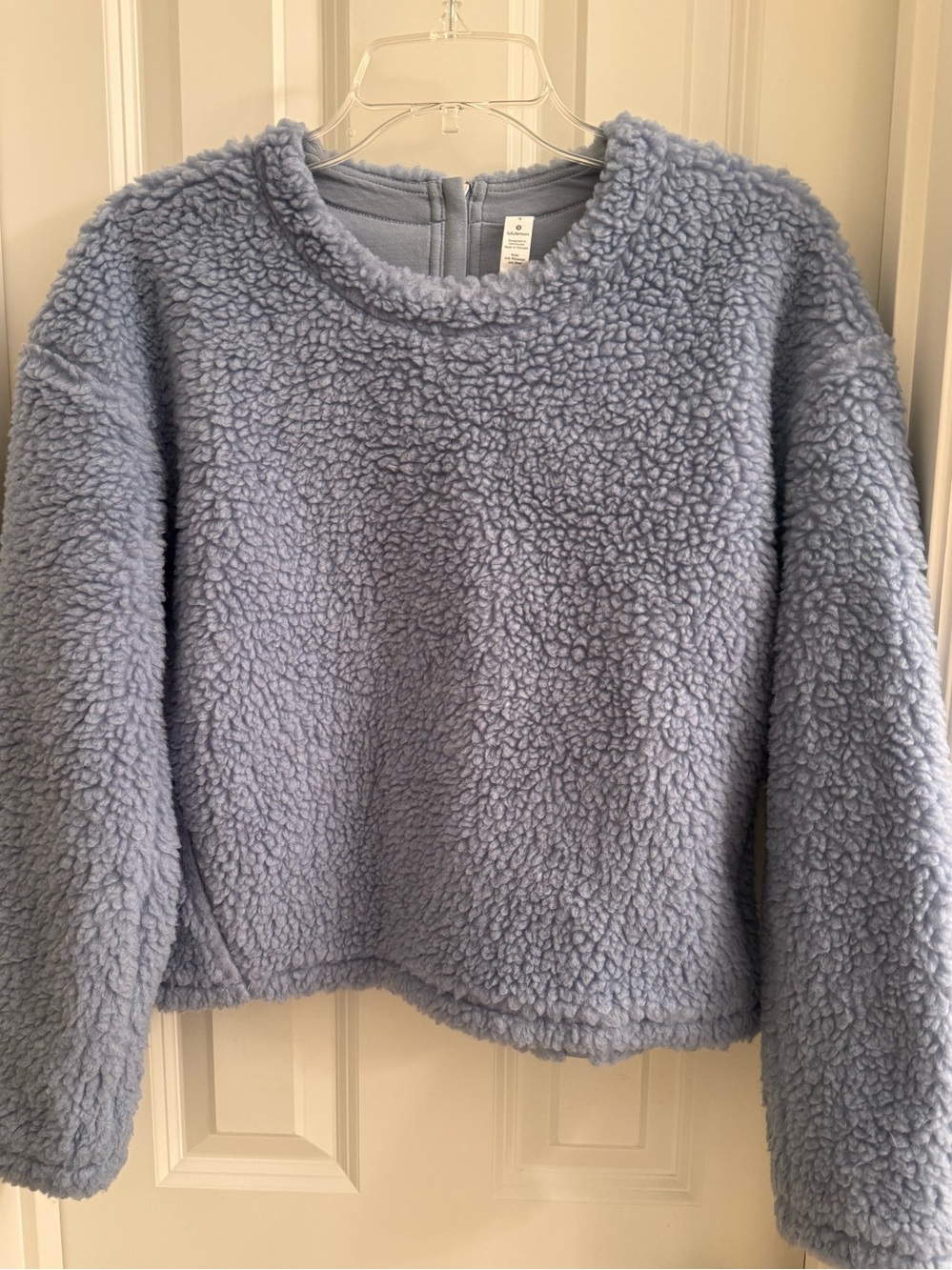 LuluLemon Sherpa top